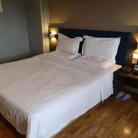 7Days Inn Shenzhen Shajing Shiming Square Exterior foto